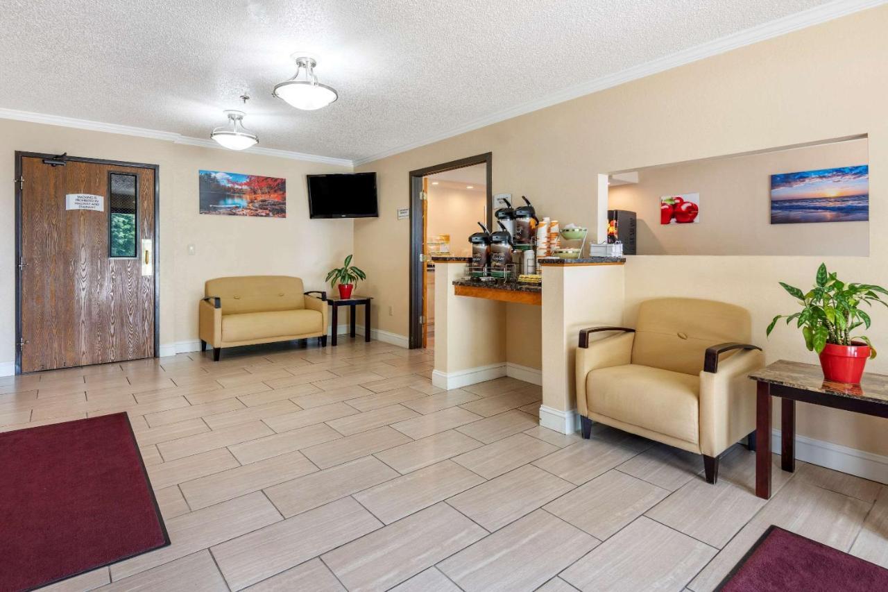 Quality Inn Sanford Exteriér fotografie